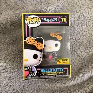 Funko Hot Topic Hello Kitty